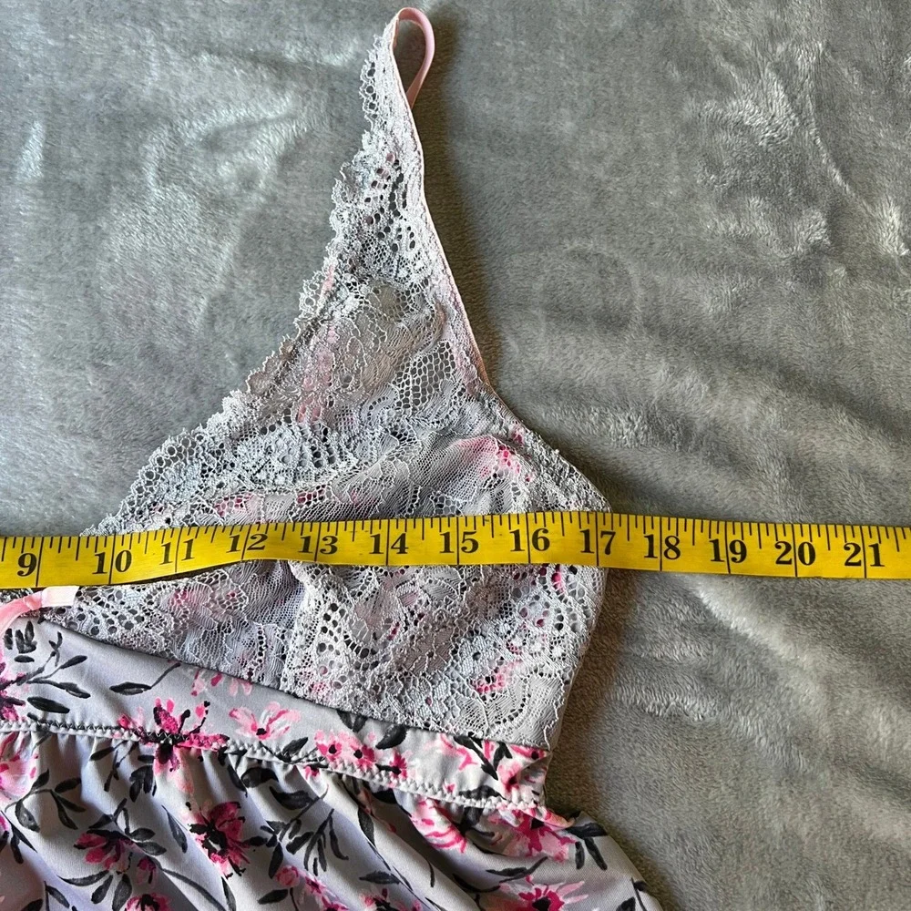 Marilyn Monroe Floral Lace Chemise Nightgown Grey Pink XL MM1598 - Picture 5 of 7